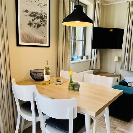 Feriehus Haus Kormoran 21 Klein Stresow Ruegen By Ruyastay *