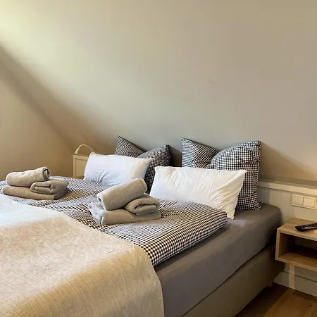 Haus Kormoran 21 Klein Stresow Ruegen By Ruyastay Feriehus *