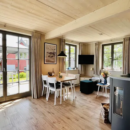 Haus Kormoran 21 Klein Stresow Ruegen By Ruyastay