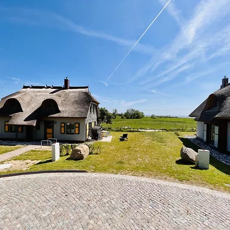 Haus Kormoran 21 Klein Stresow Ruegen By Ruyastay Feriehus Putbus